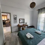 Casa Kairis Premium * Kamári