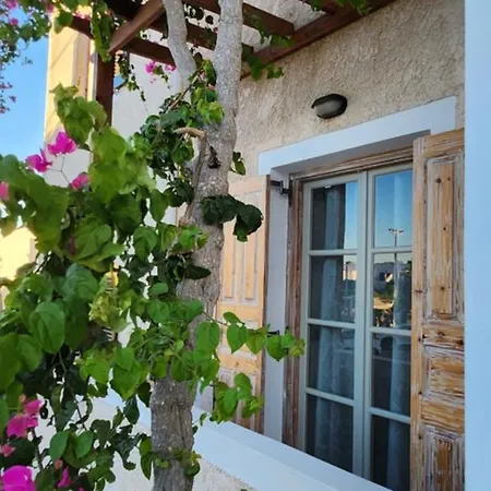 Casa Kairis Premium Apartman Kamári