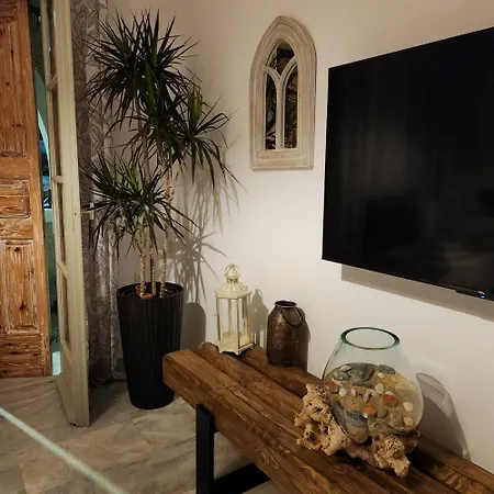 Casa Kairis Premium Apartament *